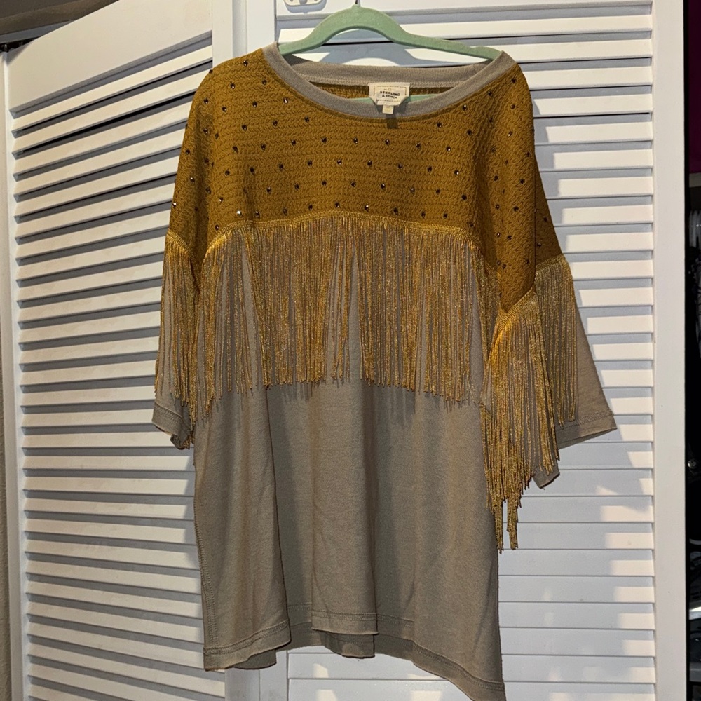 Women's Two-Tone Fringe Knit Tee in Mustard and Taupe